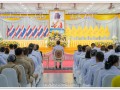 พิธีทำบุญตักบาตรถวายพระราชกุศลพระบาทสมเด็จพระเจ้าอยู่หัว ... Image 1